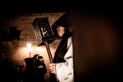 Una solemne marcha nocturna hasta la Concatedral