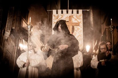 Una solemne marcha nocturna hasta la Concatedral