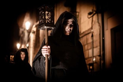 Una solemne marcha nocturna hasta la Concatedral