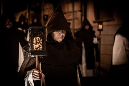 Una solemne marcha nocturna hasta la Concatedral