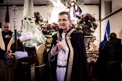 Ambas cobradías desfilaron en el Martes Santo