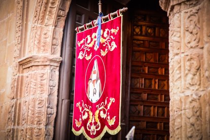 La Verónica y Jesús Caído en su emotiva salida desde San Pedro este Jueves Santo.