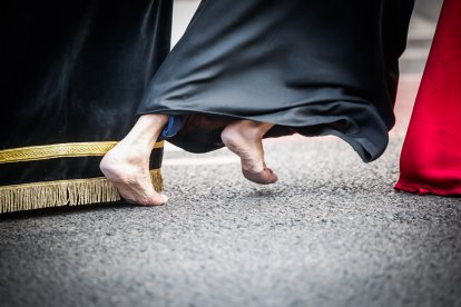 La Verónica y Jesús Caído en su emotiva salida desde San Pedro este Jueves Santo.