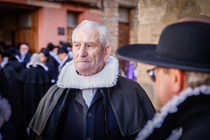 Los Felipecuartos de la Vera Cruz durante la procesión del Viernes Santo en Ágreda.
