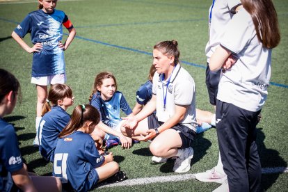 Consejos de la entrenadora del San José a sus jugadoras.