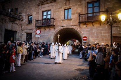 Momentos de la procesión por el Casco Viejo de Soria en su séptimo año.
