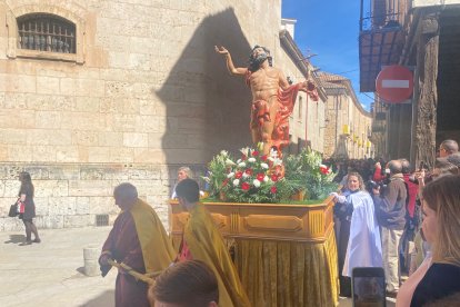 Celebración del Domingo de Resurrección, una de las jornadas más esperadas en la localidad.