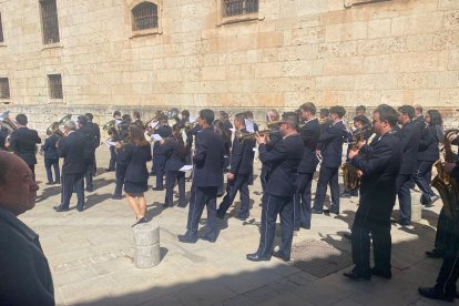 Celebración del Domingo de Resurrección, una de las jornadas más esperadas en la localidad.
