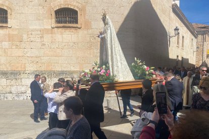 Celebración del Domingo de Resurrección, una de las jornadas más esperadas en la localidad.