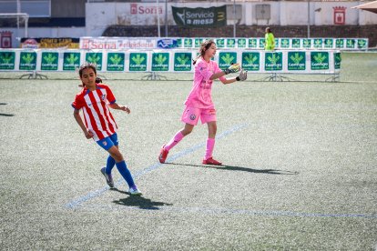El torneo organizado por el San José reunió a 10 equipos nacionales.