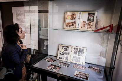 La semana cultural arranca con una muestra fotográfica de la historia de la peña