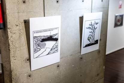 La muestre acoge viñetas de Andrés Rábago relacionadas con el agua