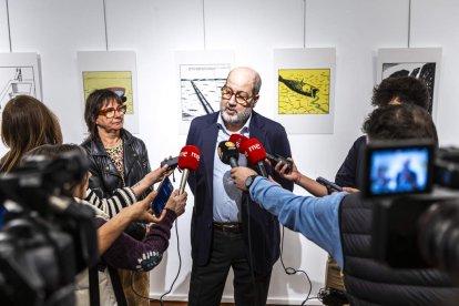 La muestre acoge viñetas de Andrés Rábago relacionadas con el agua