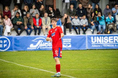 El equipo adnamantino se lleva el derbi provincial por 5-0