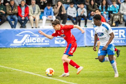 El equipo adnamantino se lleva el derbi provincial por 5-0