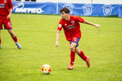 El equipo adnamantino se lleva el derbi provincial por 5-0