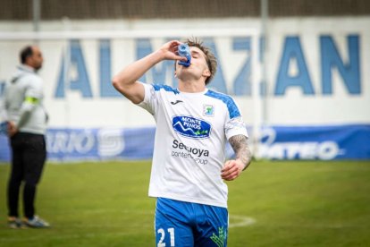 El equipo adnamantino se lleva el derbi provincial por 5-0
