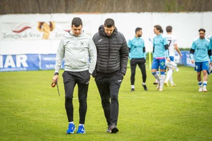 El equipo adnamantino se lleva el derbi provincial por 5-0