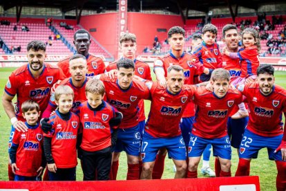 Victoria para mantenerse vivo en la pelea y que sirve de homenaje a la cantera y la afición