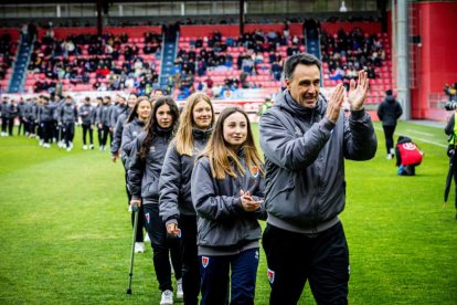 Victoria para mantenerse vivo en la pelea y que sirve de homenaje a la cantera y la afición