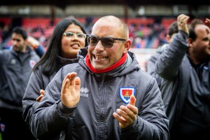 Victoria para mantenerse vivo en la pelea y que sirve de homenaje a la cantera y la afición