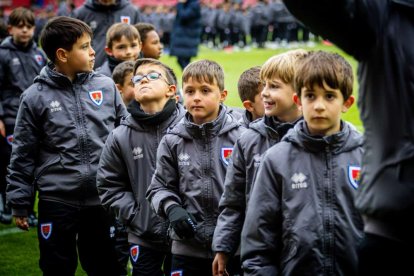 Victoria para mantenerse vivo en la pelea y que sirve de homenaje a la cantera y la afición