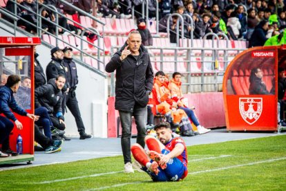Victoria para mantenerse vivo en la pelea y que sirve de homenaje a la cantera y la afición