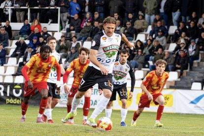 Alayeto es el pichichi del Tudelano con 19 goles-