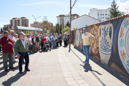 El mural ha sido donado a la Asociación Cerámica de Almazán.