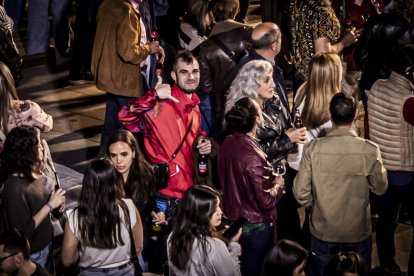 Una plaza abarrotada para celebrar el Día de Castilla y León