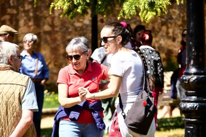 Una tradicional jornada festiva en el Parque Santa Clara a la que acudió todo el barrio