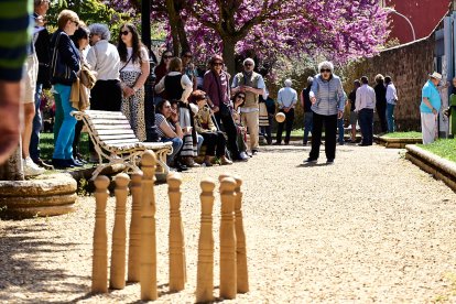 Una tradicional jornada festiva en el Parque Santa Clara a la que acudió todo el barrio