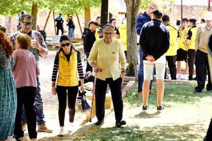Una tradicional jornada festiva en el Parque Santa Clara a la que acudió todo el barrio