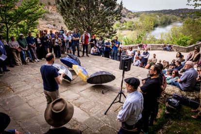 Una fiesta literaria para rendir homenaje a Juan Antonio Gaya Nuño y su obra El Santero de San Saturio