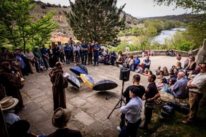 Una fiesta literaria para rendir homenaje a Juan Antonio Gaya Nuño y su obra El Santero de San Saturio