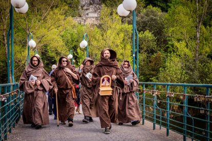Una fiesta literaria para rendir homenaje a Juan Antonio Gaya Nuño y su obra El Santero de San Saturio