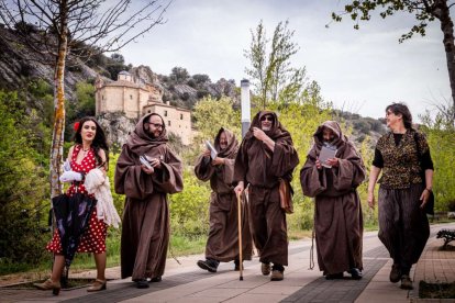 Una fiesta literaria para rendir homenaje a Juan Antonio Gaya Nuño y su obra El Santero de San Saturio