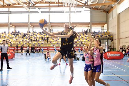Más de 100 partidos de baloncesto fueron los disputados en el San Andrés