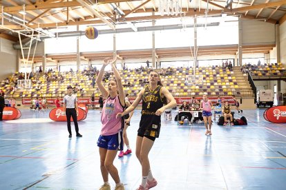 Más de 100 partidos de baloncesto fueron los disputados en el San Andrés
