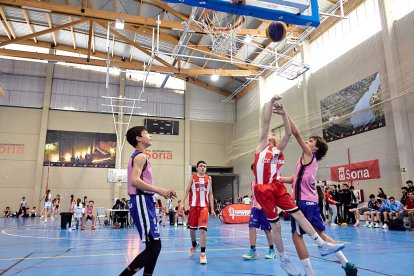 Más de 100 partidos de baloncesto fueron los disputados en el San Andrés