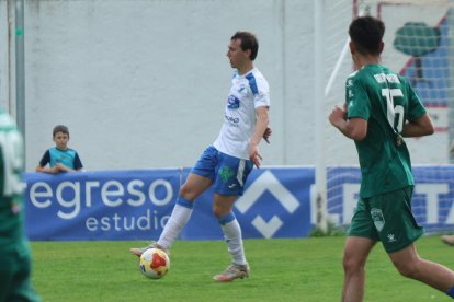 El Almazán cayó derrotado en La Arboleda