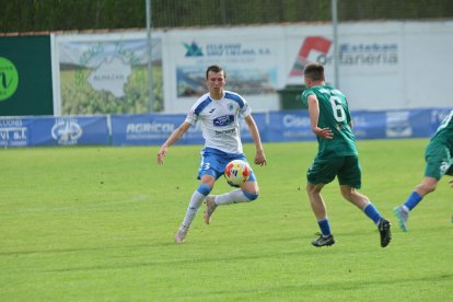 El Almazán cayó derrotado en La Arboleda