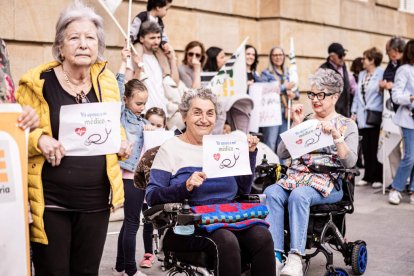 Reclaman un estatuto profesional propio, reconocimiento de la categoría y acabar con una abusiva jornada laboral