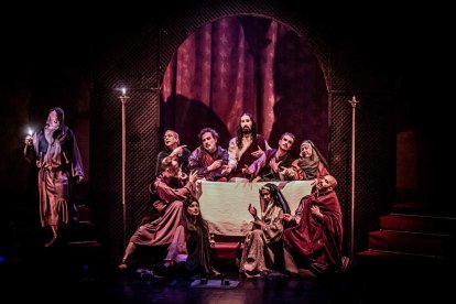Una obra de teatro inspirada en los desfiles de Semana Santa