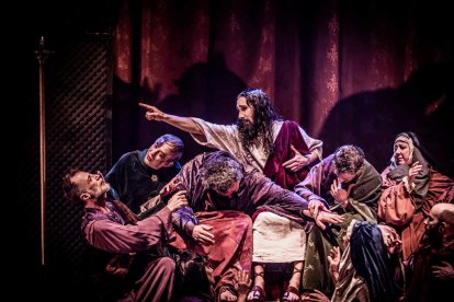 Una obra de teatro inspirada en los desfiles de Semana Santa