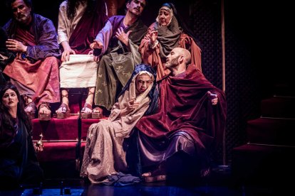 Una obra de teatro inspirada en los desfiles de Semana Santa