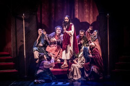 Una obra de teatro inspirada en los desfiles de Semana Santa