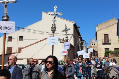 Personas participantes en la romería.