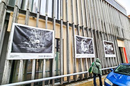La calle se convierte en museo para celebrar el X aniversario de OnPhoto Soria.