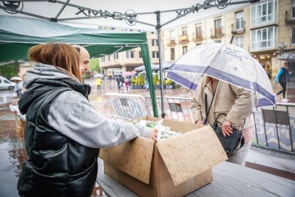 Han logrado vender las 500 raciones de sus migas solidarias, alcanzando el objetivo de recaudación.